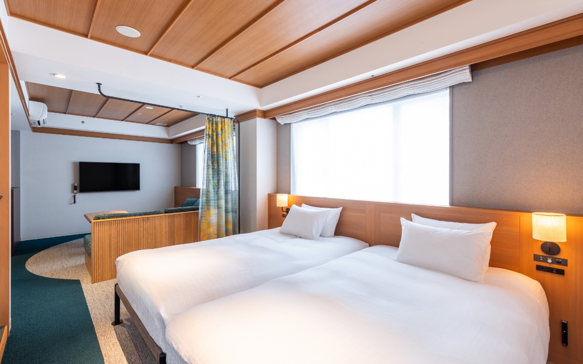 Signature Twin Room